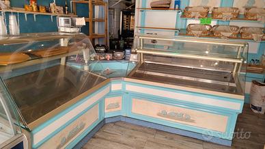 arredo per panificio 