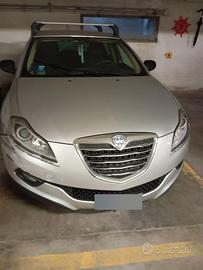 Lancia delta 1.6 2011