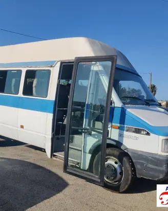 IVECO DAILY 2 AUTOBUS A 40-10 103CV Ricambi