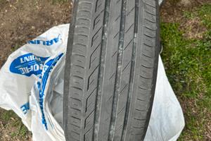Pneumatici usati pochissimo estivi
