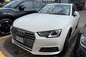 AUDI A4 Avant 30 2.0 tdi Business Sport 122cv s-