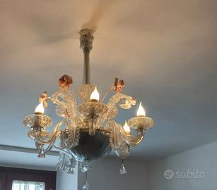 lampadario veneziano in vetro di Murano