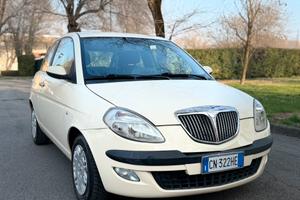 LANCIA YPSILON 1.2 BENZINA OK NEOPATENTATI