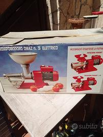 Macchina per il  pomodoro