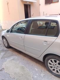 Auto golf 1900 tdi del 2007 - Prezzo € 1700