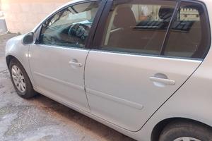 Auto golf 1900 tdi del 2007 - Prezzo € 1700