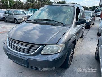 Ricambi usati per Chrysler Voyager 2.5 TD 2004 ENJ