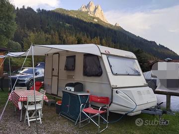 Roulotte Adria 4052