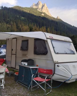 Roulotte Adria 4052