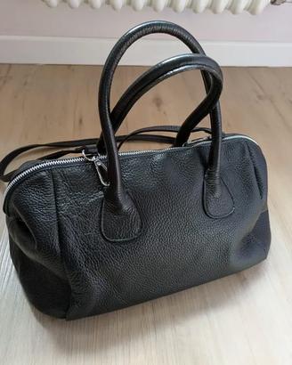 Borsa nera in pelle