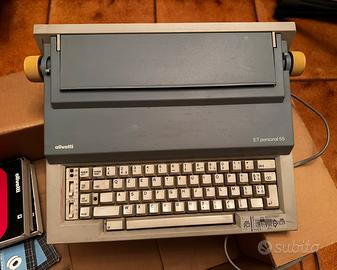 Macchina da scrivere Olivetti ET Personal 55