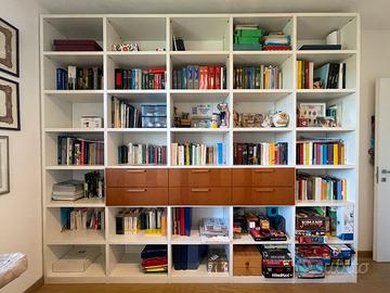 Libreria bianca