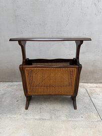 Portariviste in legno e rattan di anni 60