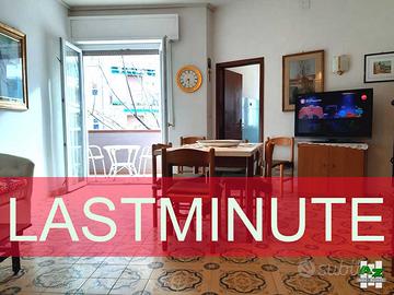 16-31 LUGLIO Ampio 6 posti letto VICINO AL MARE