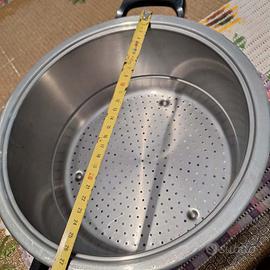 scolapasta in acciaio inox 