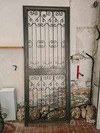 Cancello di sicurezza per porta