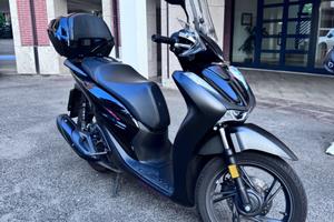 HONDA SH 150 sport