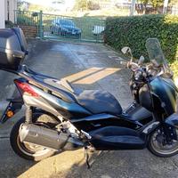 Yamaha X-Max 300