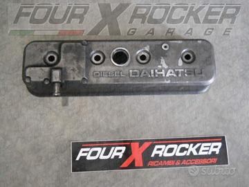 Coperchio punteria motore Daihatsu Rocky 2.8td