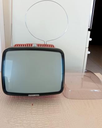 Televisore modello Algol 11