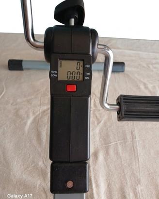 Pedaliera per riabilitazione e home fitness