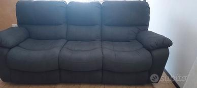 Divano 3 posti con recliner elettrico