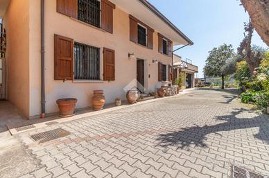 VILLA SINGOLA A GATTEO