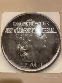 Vinile-Officine Fiorentine -just a moment for …