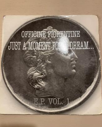 Vinile-Officine Fiorentine -just a moment for …