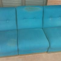 Divano a tre posti artigianale