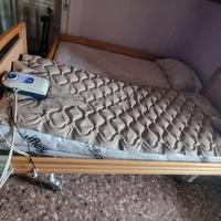 Letto ortopedico con materassi e motore