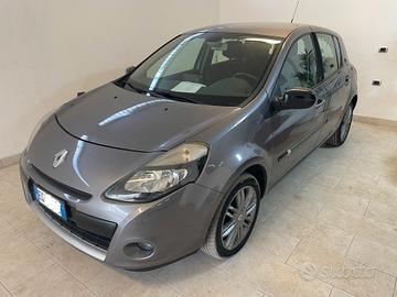 Renault Clio 1.2 5P Live! FULL OPTIONAL TAGLIANDAT