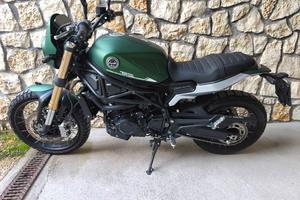 Benelli Leoncino 800 Trail