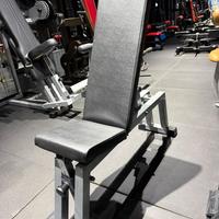 Attrezzi palestra panca regolabile technogym