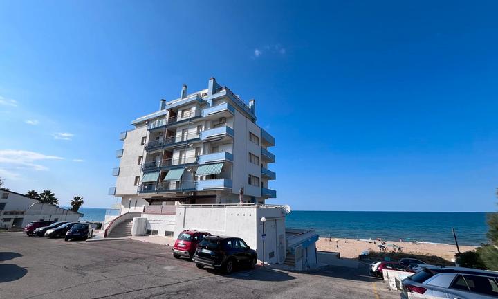 Lungo mare nord-65mq con terrazzo e posto auto