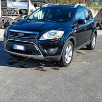 Ford Kuga 4wd cambio automatico FULL OPTIONAL 