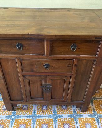 Credenza in legno massello rustico