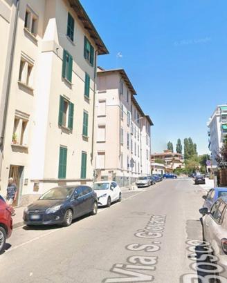 Stanza SINGOLA con SPESE COMPRESE