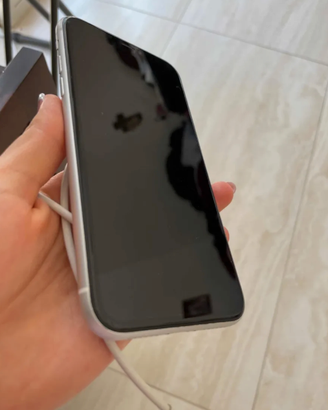 iPhone XR 64Gb - Perfetto