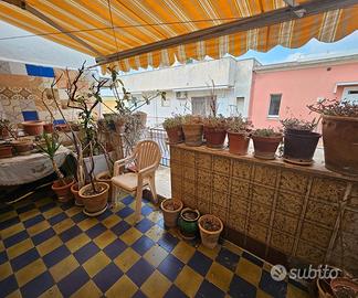 Appartamento più mansarda con terrazzino