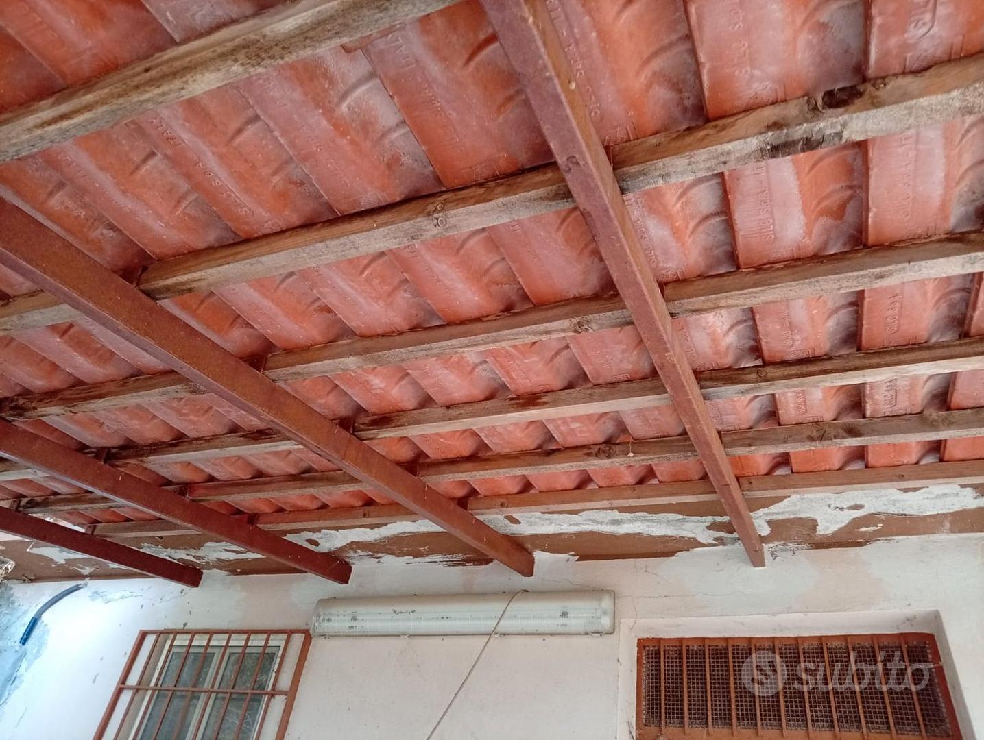 Terreno con ulivi e costruzione in muratura - Vista 3