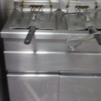 Attività con canna fumaria pizzeria a taglio