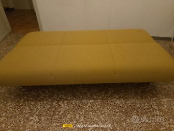 divano letto con apertura a libro 