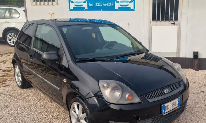 Ford Fiesta 1.2 16V 3p. Ghia "GPL"