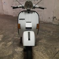 Piaggio Vespa PX 200 E - 1984