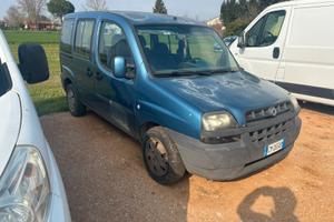 Fiat Doblò 5 posti autocarro