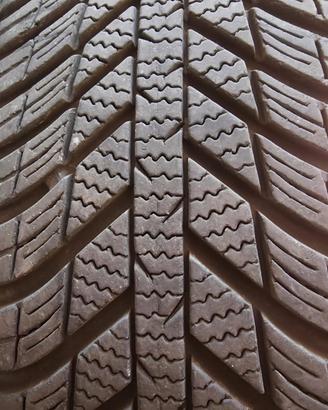 Gomme 185/55 r15