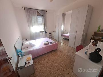 Camera singola zona San Donato