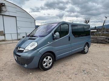 OPEL VIVARO  2.0 DIESEL 7 POSTI  KM 64000 ORIGINAL