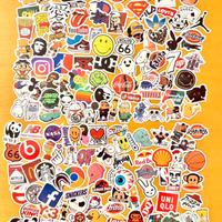 200 Adesivi colorati brand social marche nuovi